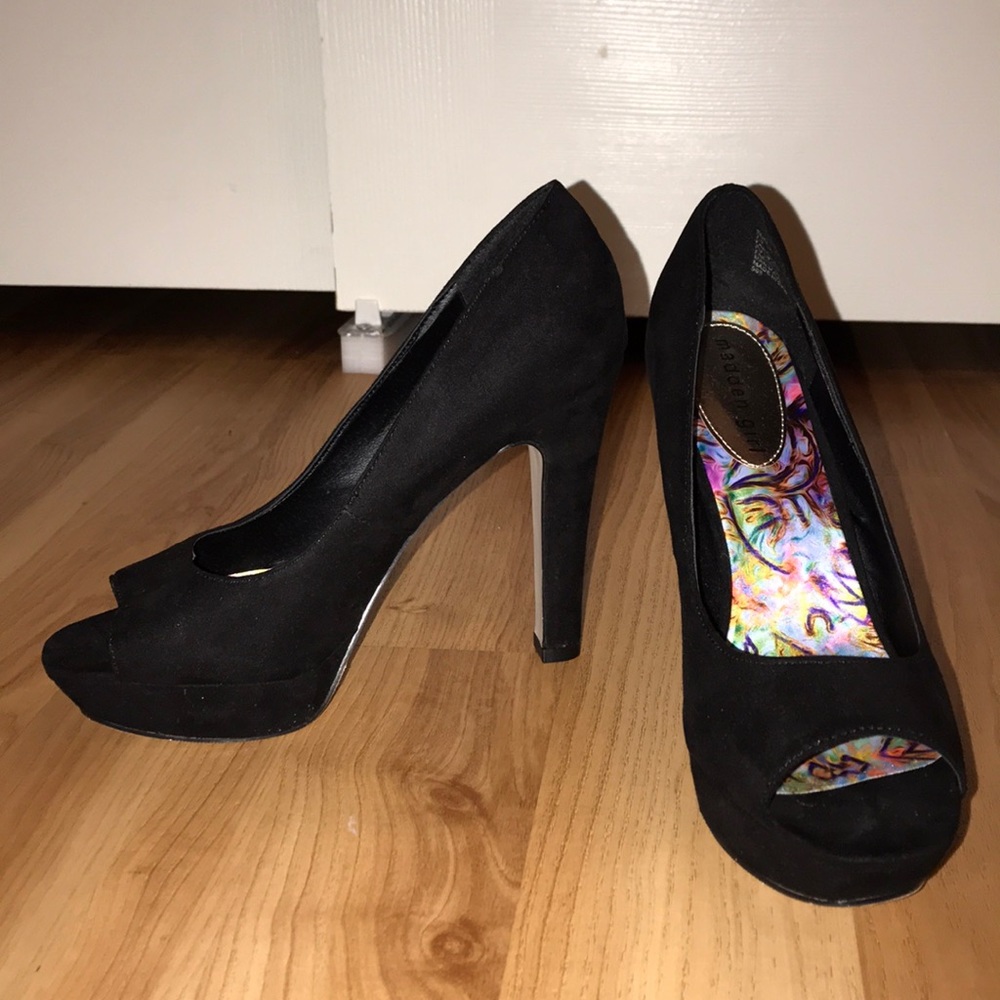 Black madden-girl platforms Sofia pumps